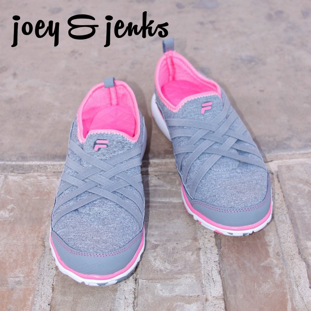 Fila Like New Gray & Pink Sneakers Comfy Shoes 8.5